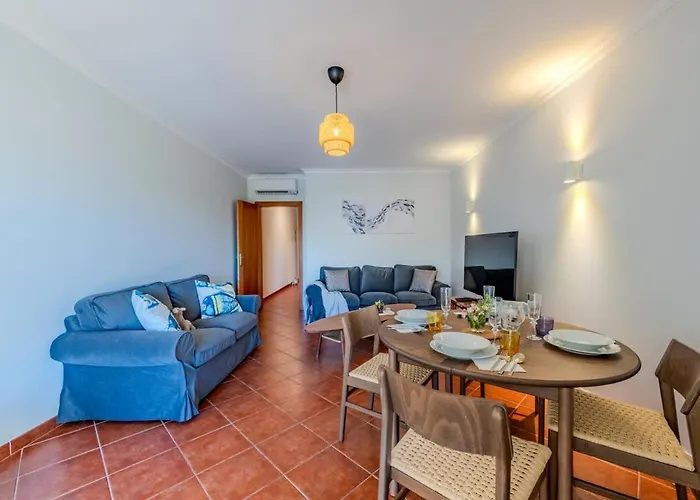 Sao Rafael Townhouse With Pool Holiday home *