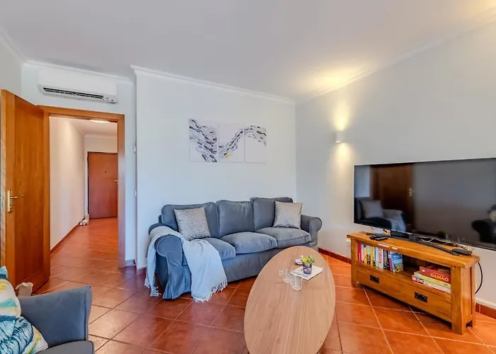 Sao Rafael Townhouse With Pool Holiday home