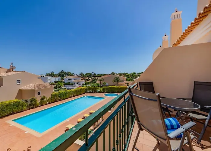 Sao Rafael Townhouse With Pool Holiday home Albufeira