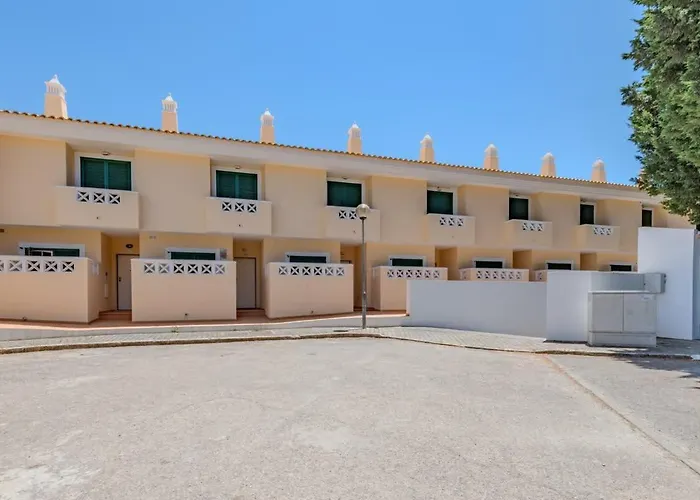 Sao Rafael Townhouse With Pool Holiday home Albufeira