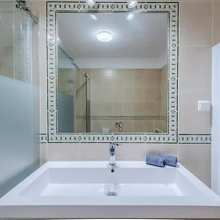 Дом отдыха Sao Rafael Townhouse With Pool Албуфейра